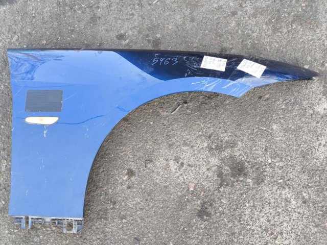 Правое крыло 41357168988 BMW