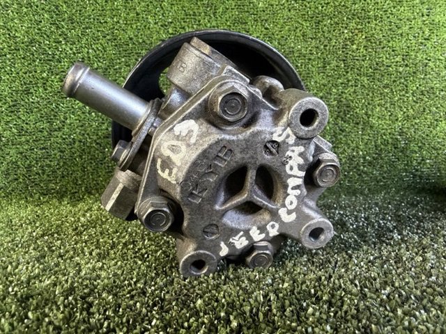 5105048AB CHRYSLER Насос гидроусилителя руля (ГУР) купить в Одесса