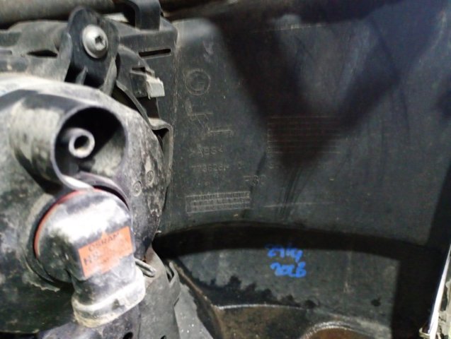 Кожух бампера переднего 51117293028 BMW