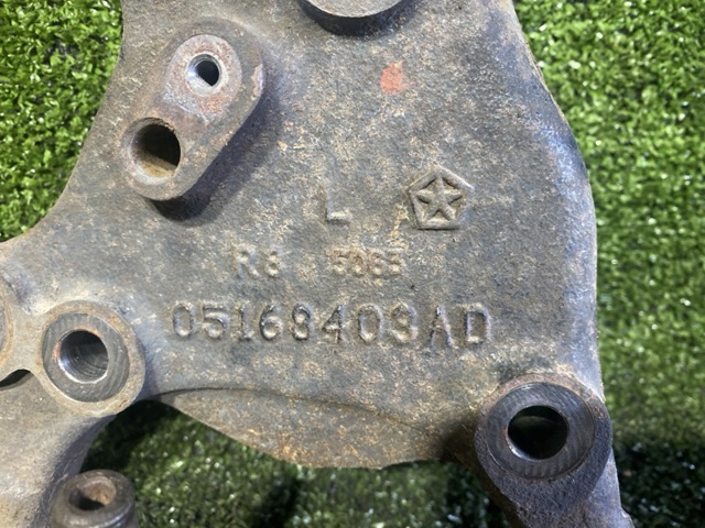 5168421AE CHRYSLER Цапфа (поворотный кулак) передний левый купить в Харьков