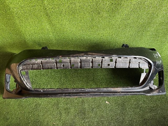 Бампер на авто 5211907910 TOYOTA