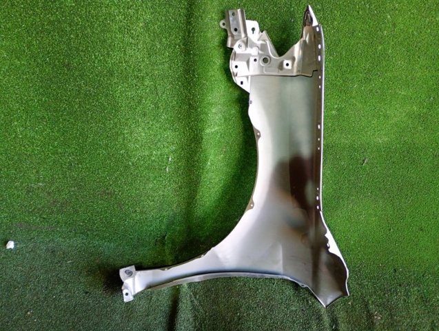 Крыло переднее правое 5380106110 TOYOTA