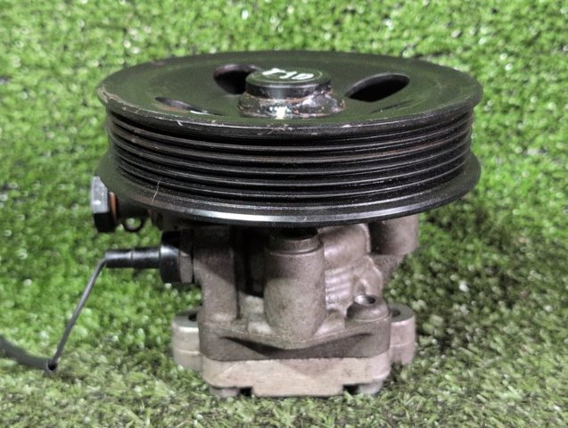 571001M100 HYUNDAI Насос гидроусилителя руля (ГУР) купить в Черкассы