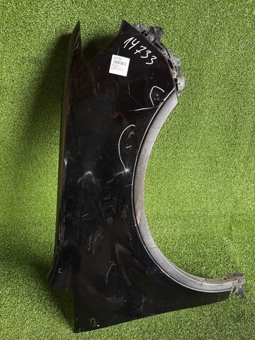 Правое крыло 57110XA02A9P SUBARU