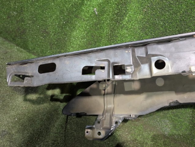 631009N15A Крыло переднее правое купить Полтава