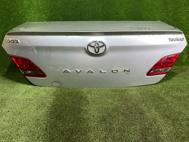Крышка багажника 64401AC050 TOYOTA
