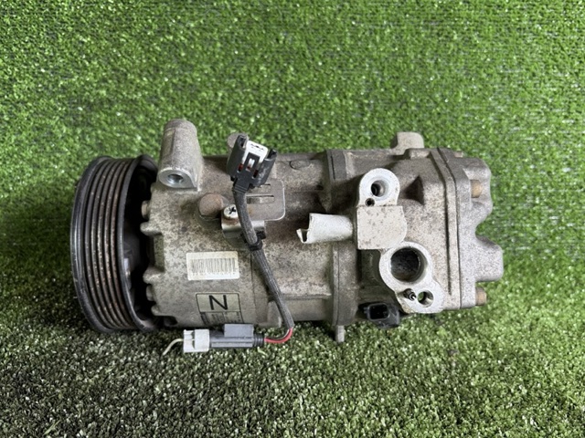 Компрессор системы кондиционирования 64526915380 BMW