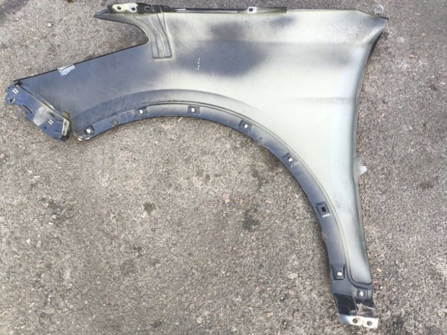 Боковая часть передняя правая 66320B8000 HYUNDAI