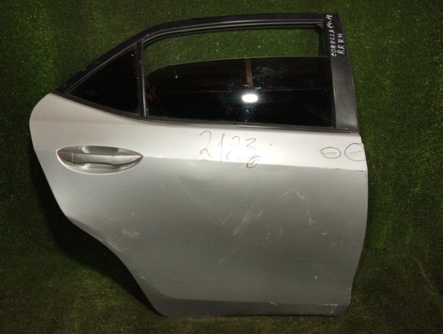 Дверь задняя, правая 6700302410 TOYOTA