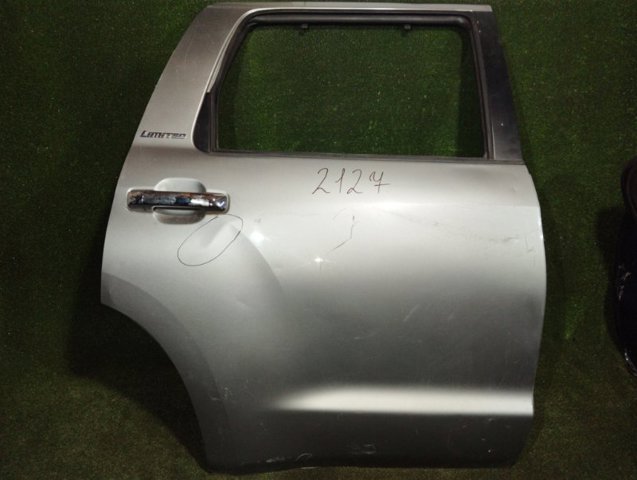 Задняя правая дверь 670030C160 TOYOTA