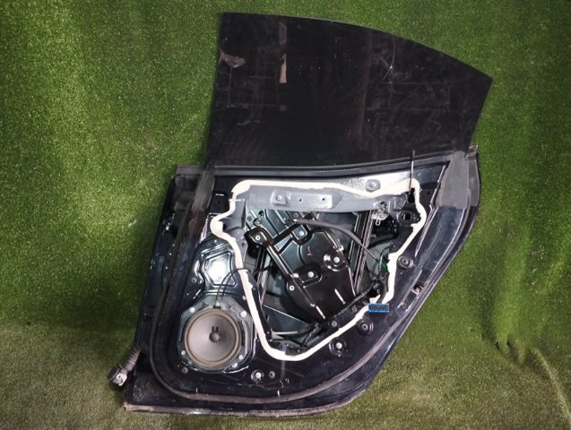 673008061 MASERATI Дверь задняя правая купить в Ирпень