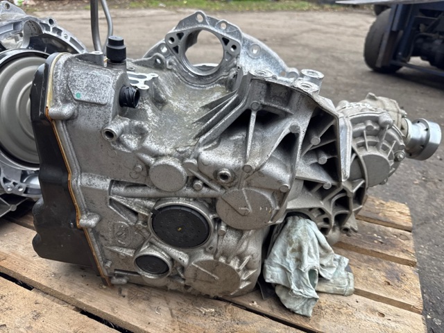 MERCEDES 724011 в наличии Ужгород
