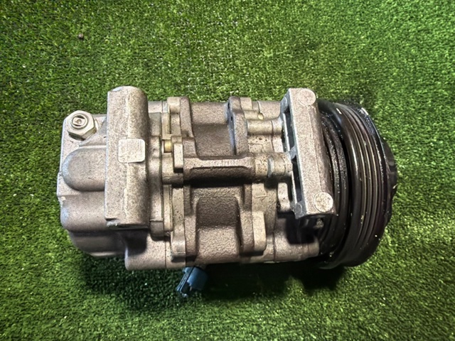 SUBARU 73111AE080 Компрессор кондиционера в наличии Кривой Рог