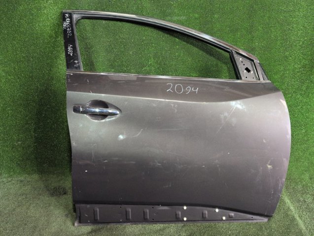 Пассажирская передняя дверь 801005AA0A NISSAN
