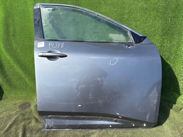 Пассажирская передняя дверь 801006RR0A NISSAN