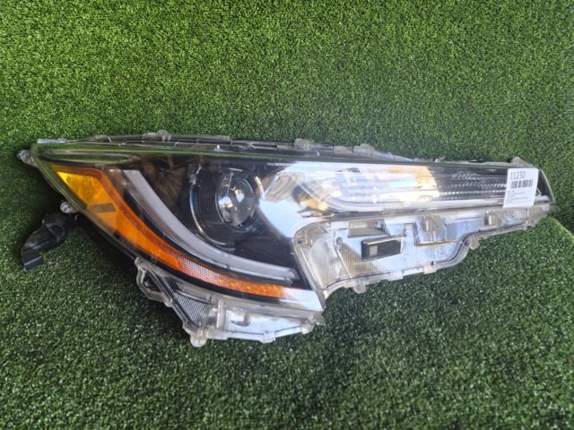 Фара основная правая 8111002S50 TOYOTA
