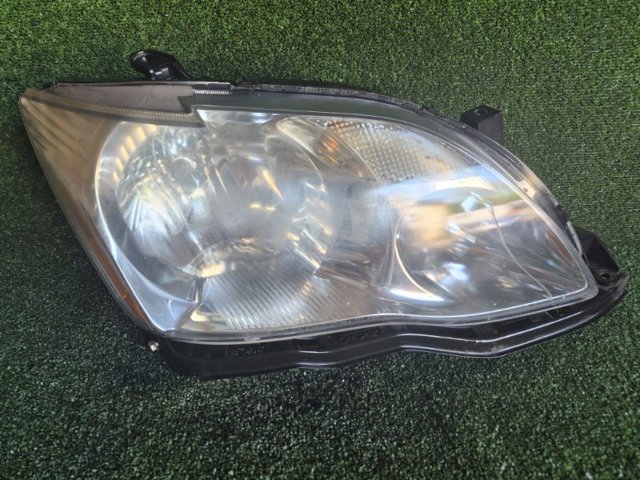 Фара комбинированная, передняя 81110AC050 TOYOTA
