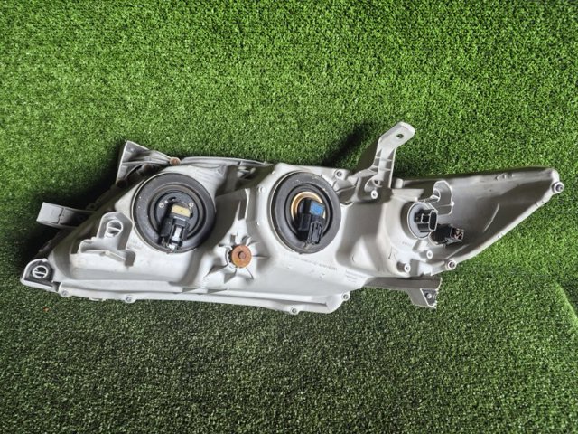 8113033610 TOYOTA Фара правая купить в Запорожье