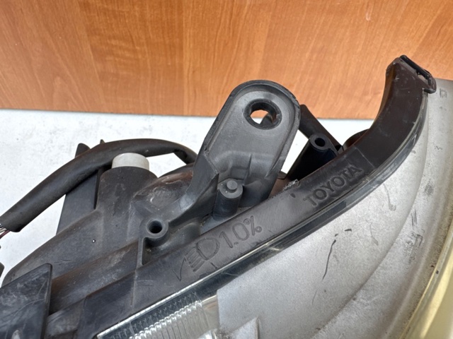 81150AC050 TOYOTA Левая фара купить в Кривой Рог