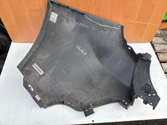 HYUNDAI 86682B2000 Бампер задний, правая часть в наличии Полтава
