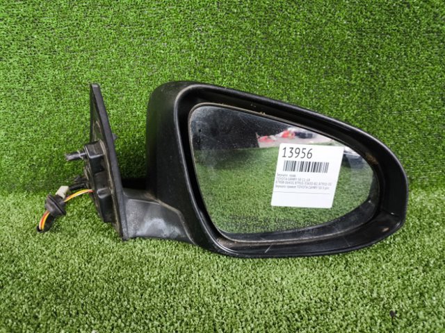 TOYOTA 8790806401 Правое зеркало в наличии Каменское