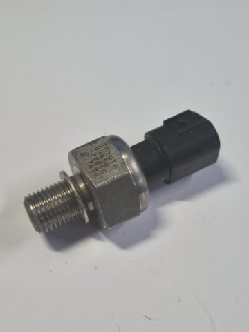 8945822010 TOYOTA Датчик давления топлива купить в Украина