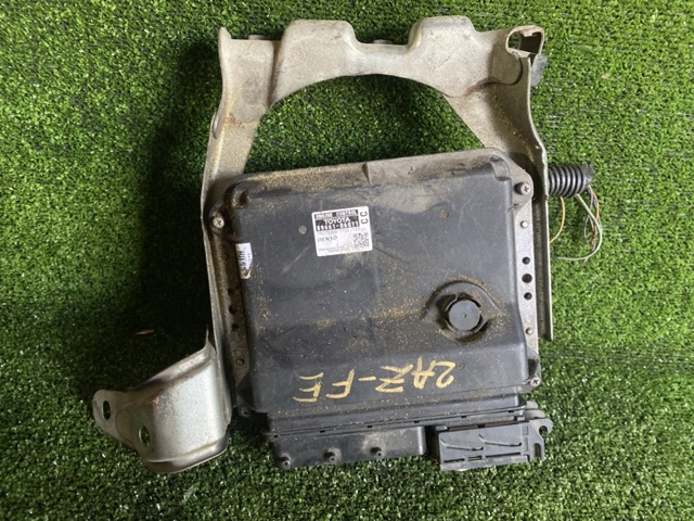 Модуль управления двигателем 8966106G11 TOYOTA