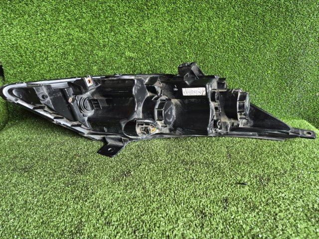 HYUNDAI 921013W021 Левая фара в наличии Кривой Рог