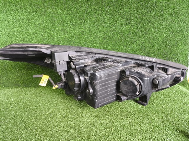 92101B8020 HYUNDAI Фара левая купить в Тернополь