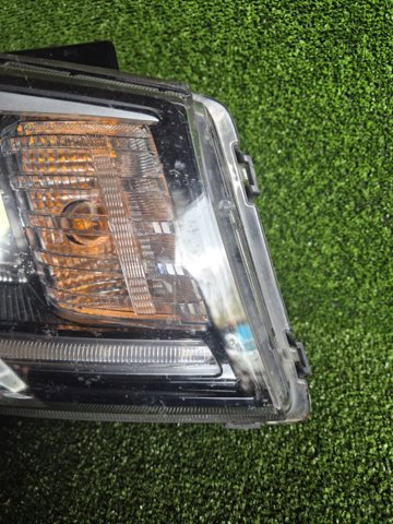 92102A9040 HYUNDAI Правая фара купить в Черновцы