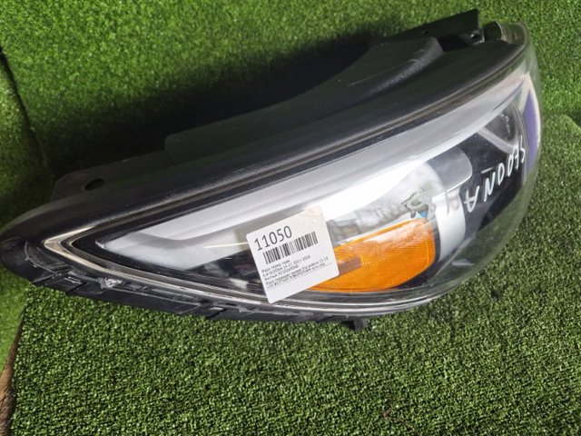 HYUNDAI 92102A9040 Правая фара в наличии Каменское