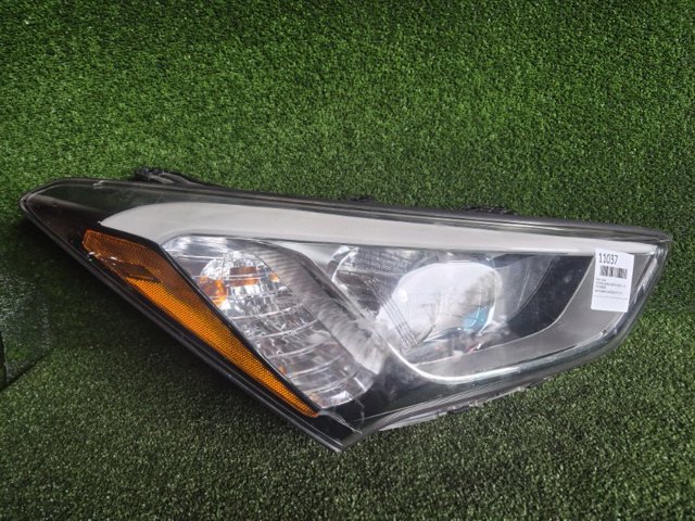 Фара правая 92102B8020 HYUNDAI