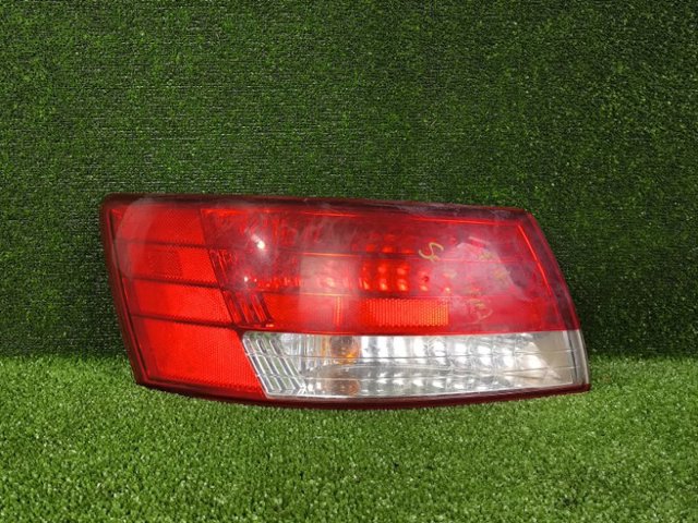 Задняя левая внешняя фара 924013K010 HYUNDAI