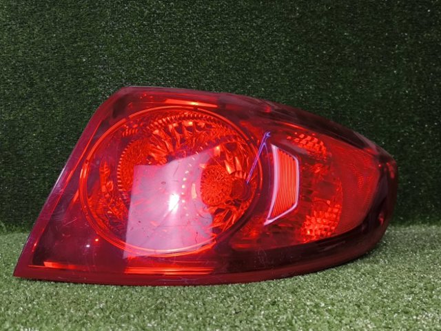 Задний правый внешний фонарь 924020W050 HYUNDAI