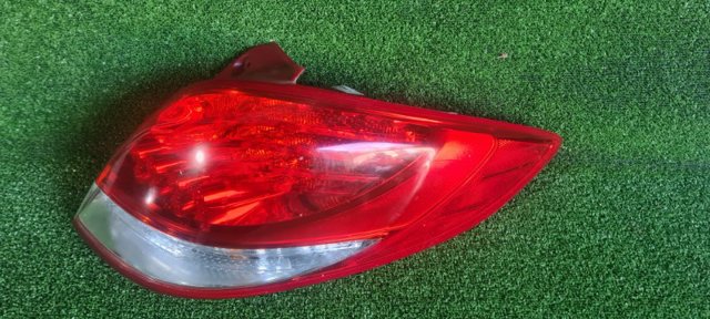 924022V120 Фонарь задний правый купить Винница