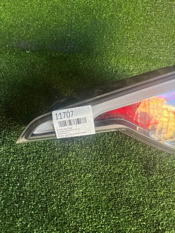 HYUNDAI 92404E6120 Фонарь задний правый внутренний в наличии Полтава