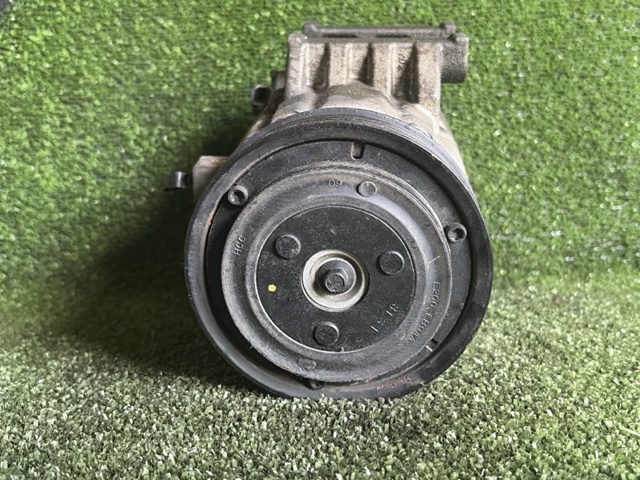 977013V410 HYUNDAI Компрессор кондиционера купить в Николаев