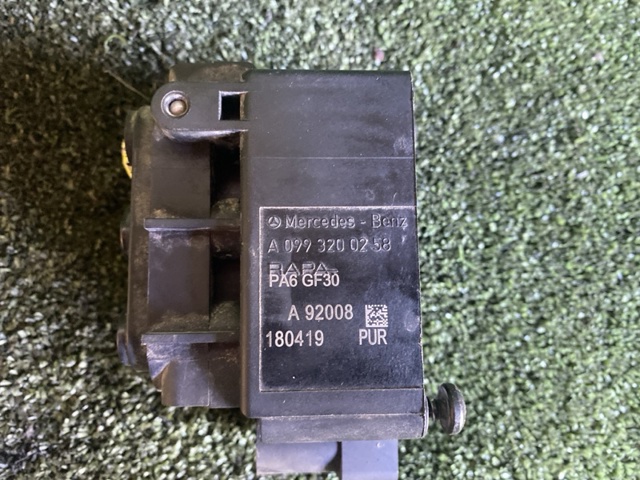 MERCEDES A0993200258 Блок клапанов регулируемой подвески в наличии Украина