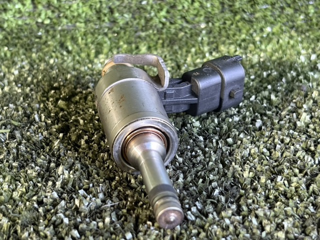 FORD BB5Z9F593B Форсунка впрыска топлива в наличии Ужгород