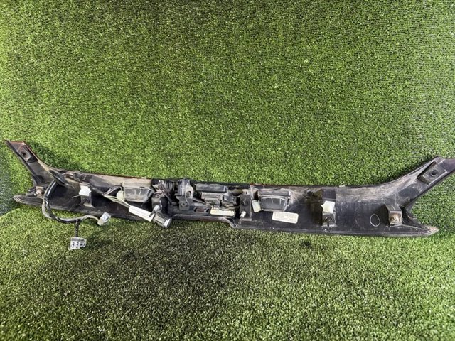 DS7Z5443400BA FORD Накладка крышки багажника купить в Украина