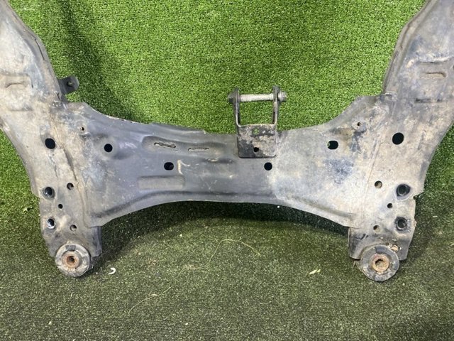 MAZDA EG213480XE Подрамник передний в наличии Павлоград