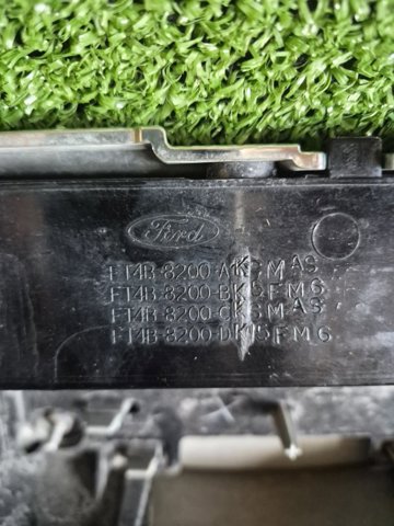 FORD FT4Z8200AA Решетка радиатора в наличии Запорожье