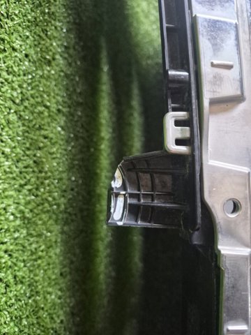 FT4Z8200AA FORD Решетка радиатора купить в Черновцы