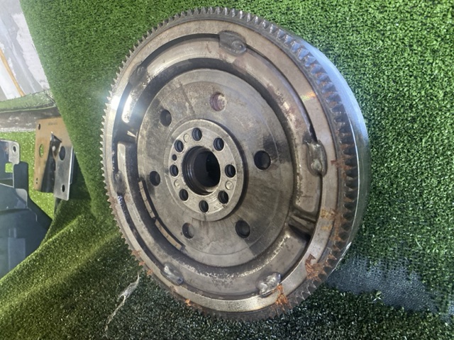 MAZDA R2A116410A Корзина сцепления в наличии Харьков