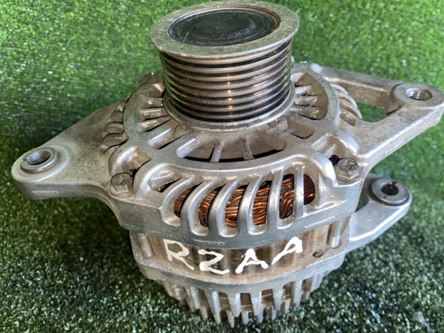 MAZDA R2AA18300A Генератор в наличии Житомир