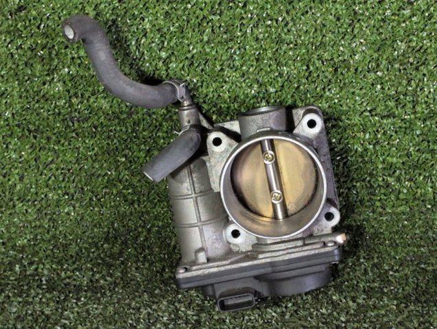 Дроссельная заслонка SERA52601 NISSAN