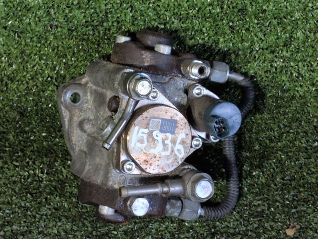 Насос топливный высокого давления SH0113800D MAZDA