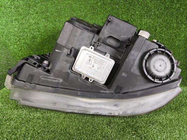 LAND ROVER XBC501783LZN Фара правая в наличии Винница