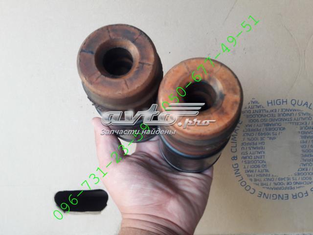 8D0412131E Буфер (отбойник) амортизатора переднего купить Павлоград