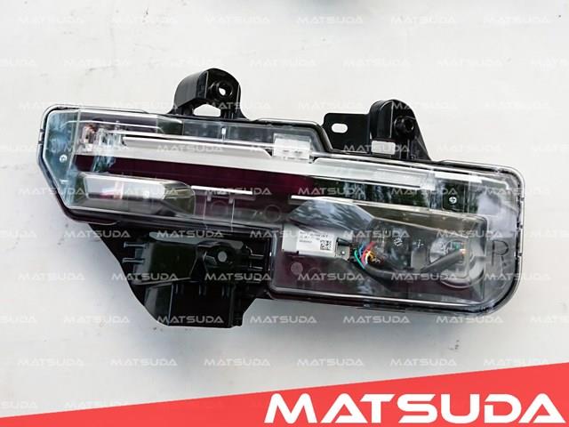 Указатель поворота правый DGH951060 MAZDA
